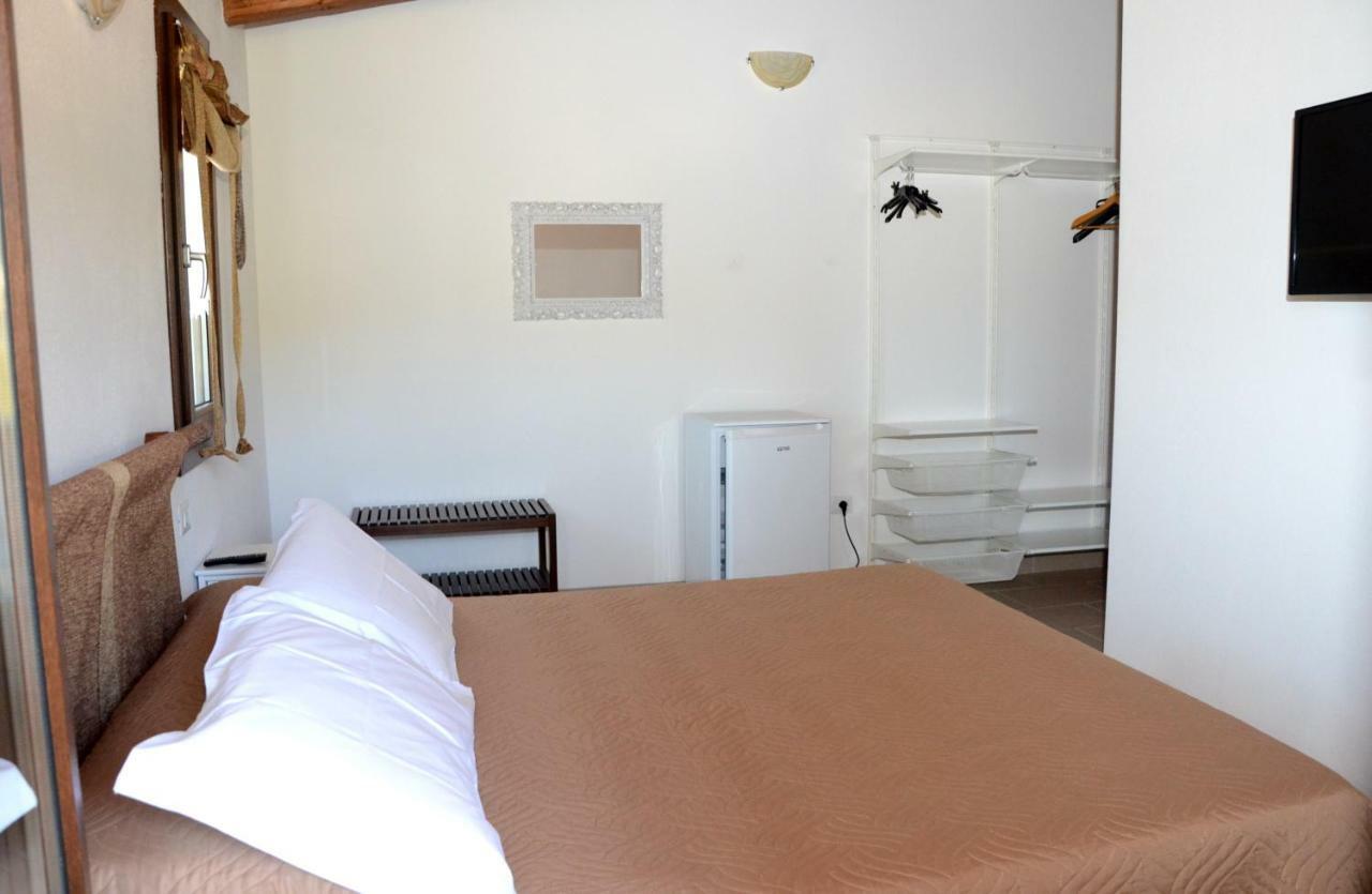 B&B Il Mirto Di Paola Torpe Экстерьер фото
